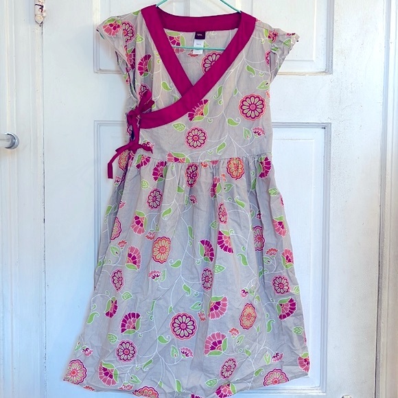 Tea Collection girls floral wrap dress in size 10 - Picture 9 of 9